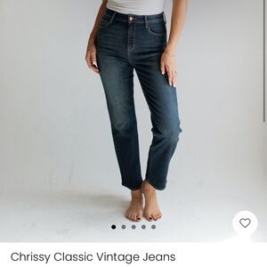 Brand new Carly Jean Los Angeles jeans.
